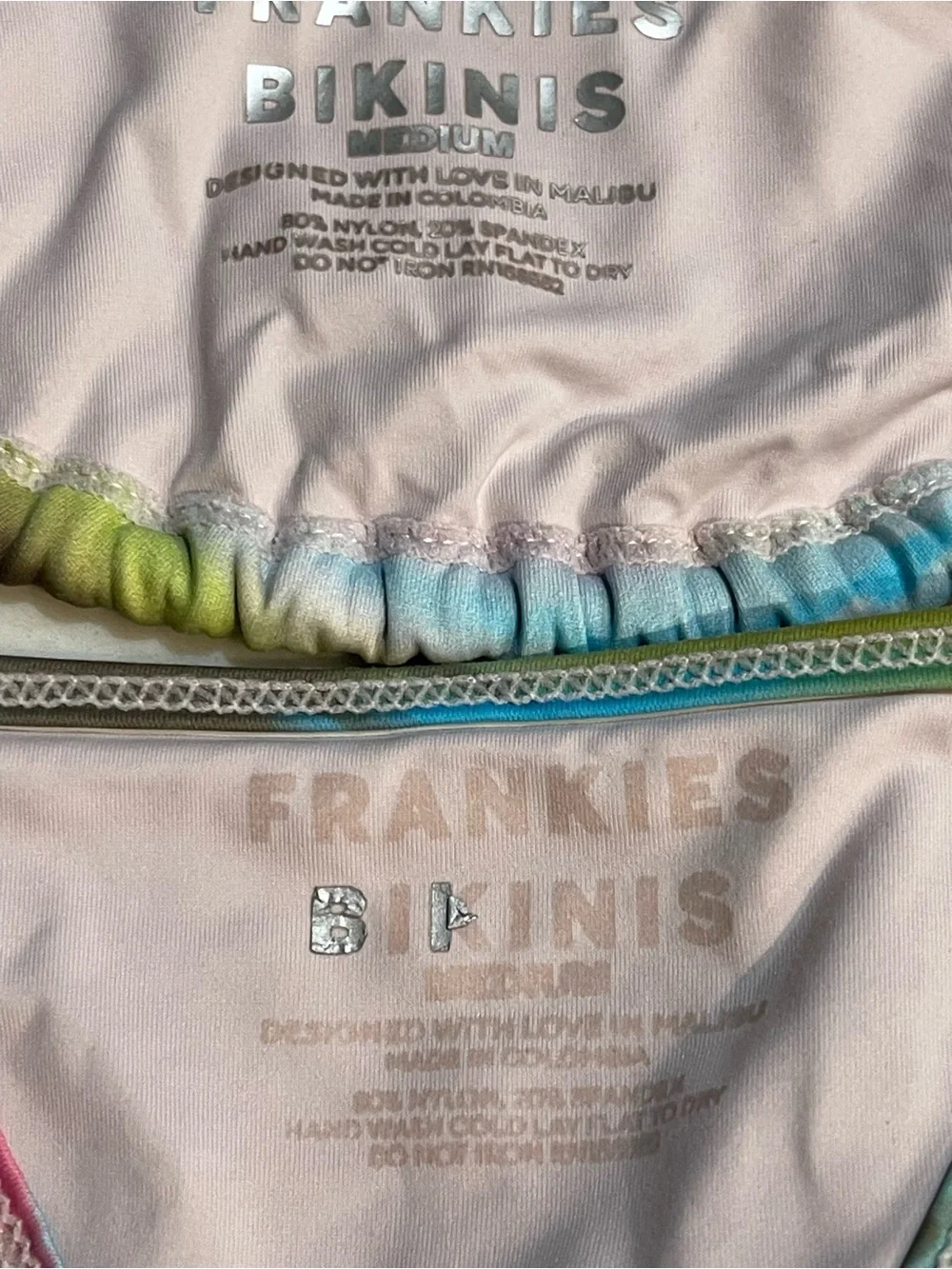Frankies Bikinis 2 pc Set Palmz Print Halter Top And String Cheeky Bottom SZ M